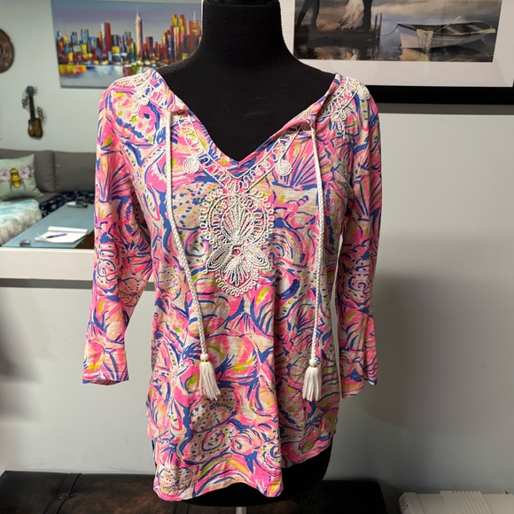 Lilly Pulitzer Tops - ❤️Lilly Pulitzer Starfish & Shell Tassel Top- Small